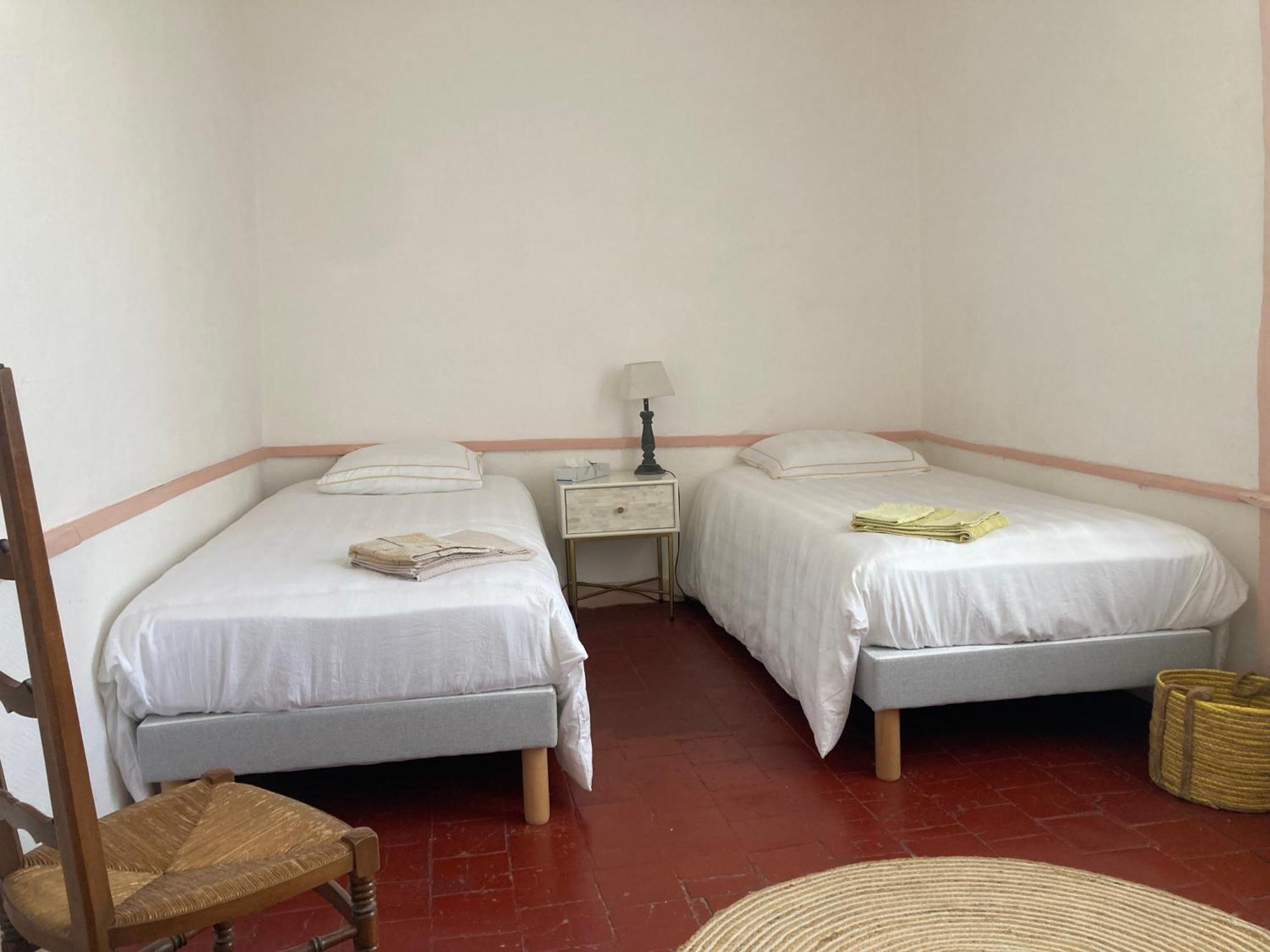 Sur Les Ailes Du Papillon-La Suite Saint-Sauveur-en-Puisaye Ngoại thất bức ảnh